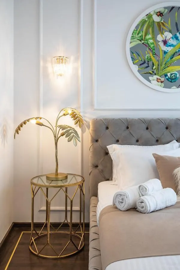 Holt Old Town One Bedroom Apartments Bucharest