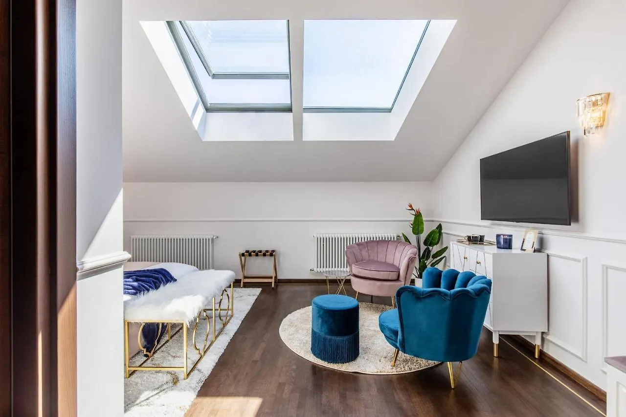 Holt Old Town One Bedroom Apartments Bucarest Hébergement de vacances